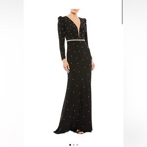 EUC Mac Duggal Ieena Black Tie Long Sleeve Beaded Column Gown